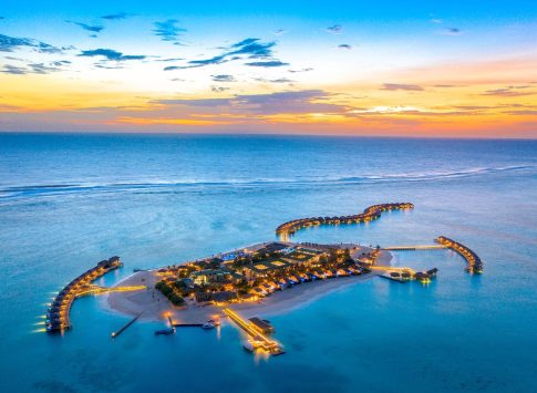 2200 1 youmebycocoonmaldivesaerial 8ddf9a0ba9b53302aa69e78e1164bc831 big